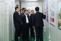 宜春市电子信息产业链招商小分队莅临米兰app官方端网站入口-米兰online(中国)参观调研